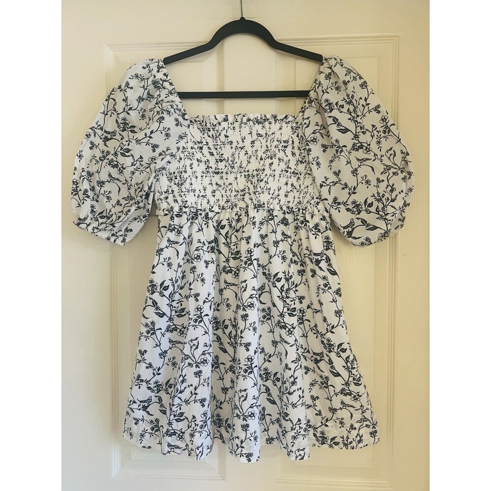 American Eagle Floral Birds Babydoll Mini Dress S White Black Cotton Smocked EUC